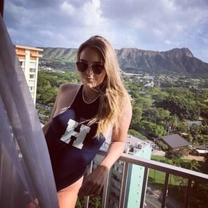 Meet your Posher, Mackenzie